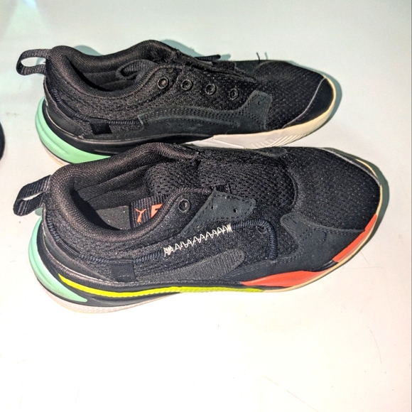 Puma Kids Black and Orange Sneakers - Picture 1 of 11
